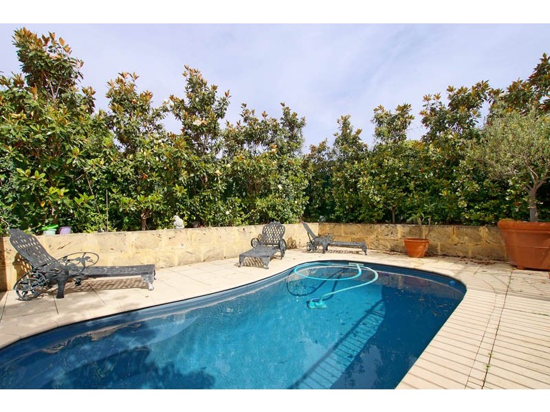 54 Victoria Street, Mosman Park WA 6012