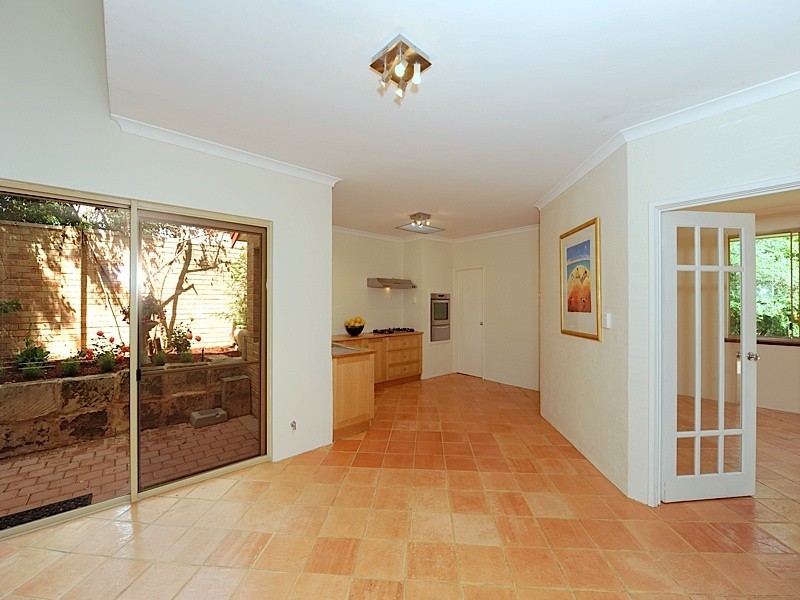 12A Salisbury, Cottesloe WA 6011