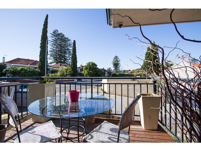 4/412 Stirling Highway, Cottesloe WA 6011