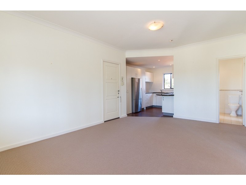 4/412 Stirling Highway, Cottesloe WA 6011