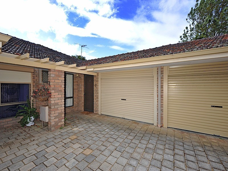 4/93-95 Waddell Road, Bicton WA 6157