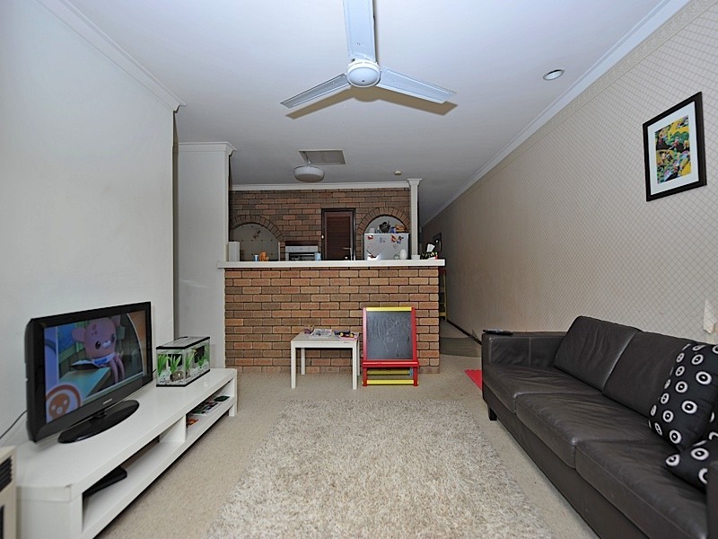 4/93-95 Waddell Road, Bicton WA 6157