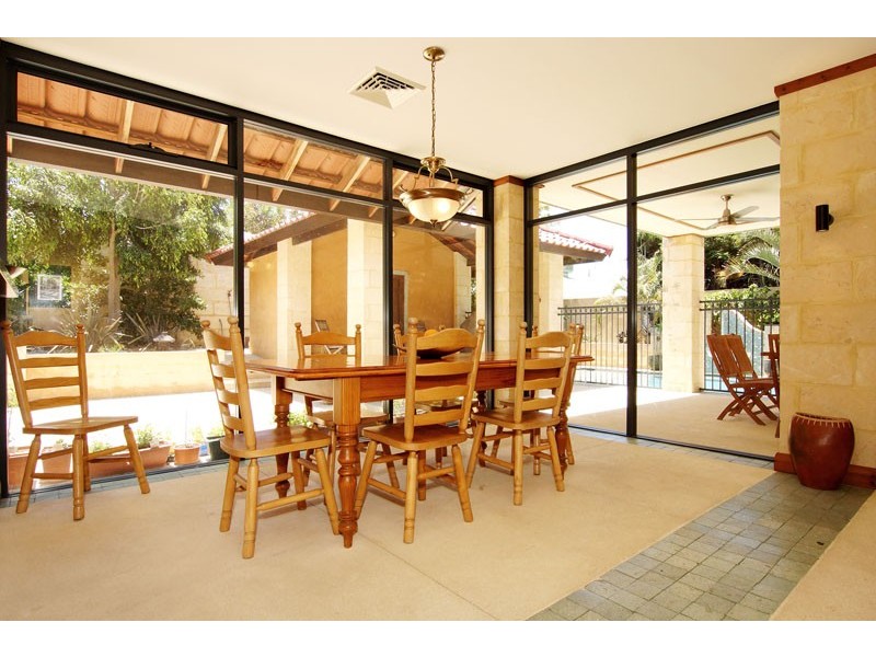 27 Vlamingh Parade, Mosman Park WA 6012