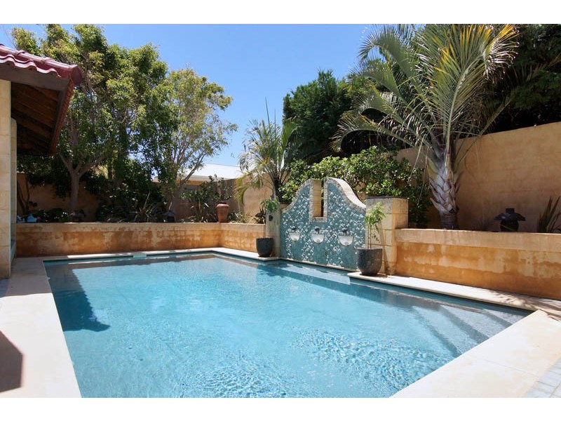 27 Vlamingh Parade, Mosman Park WA 6012