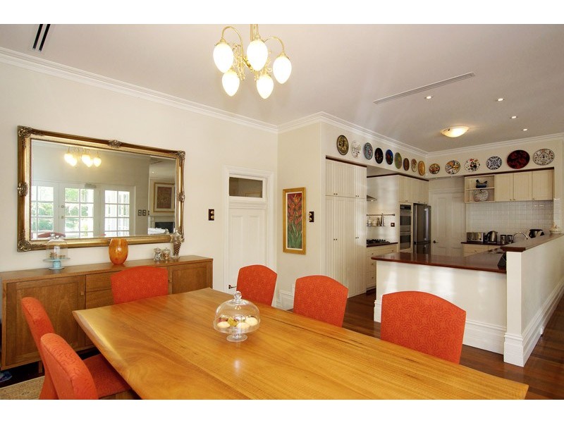 7 Freshwater Parade, Claremont WA 6010