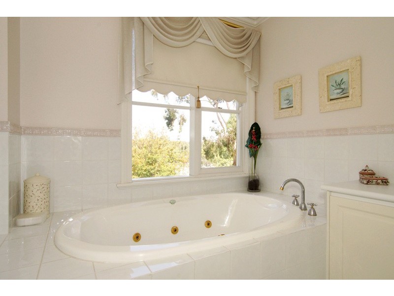 7 Freshwater Parade, Claremont WA 6010