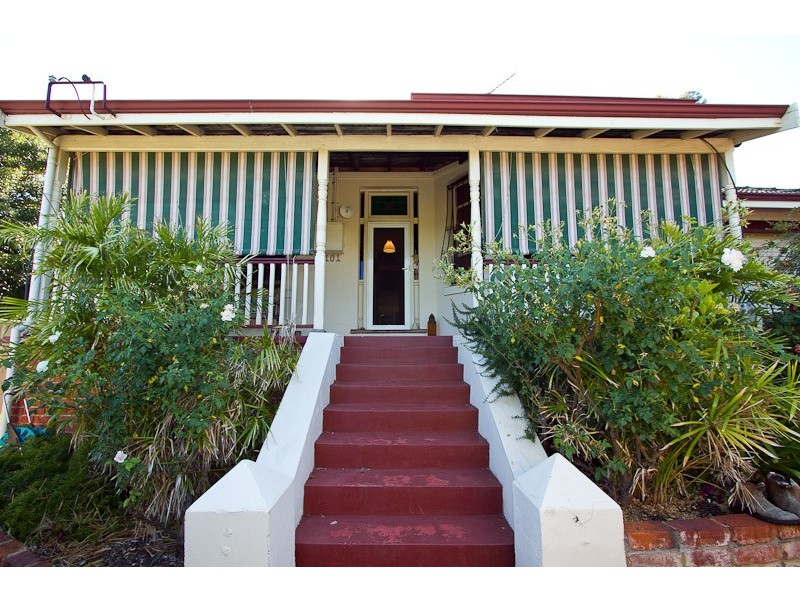 101 Curtin Ave, Cottesloe WA 6011