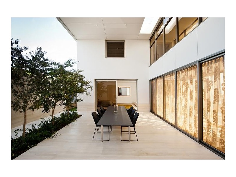 11 Jarrad Street, Cottesloe WA 6011