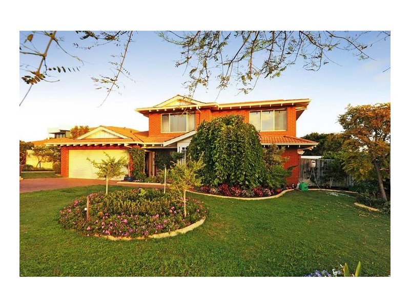 18 Vlamingh Parade, Mosman Park WA 6012