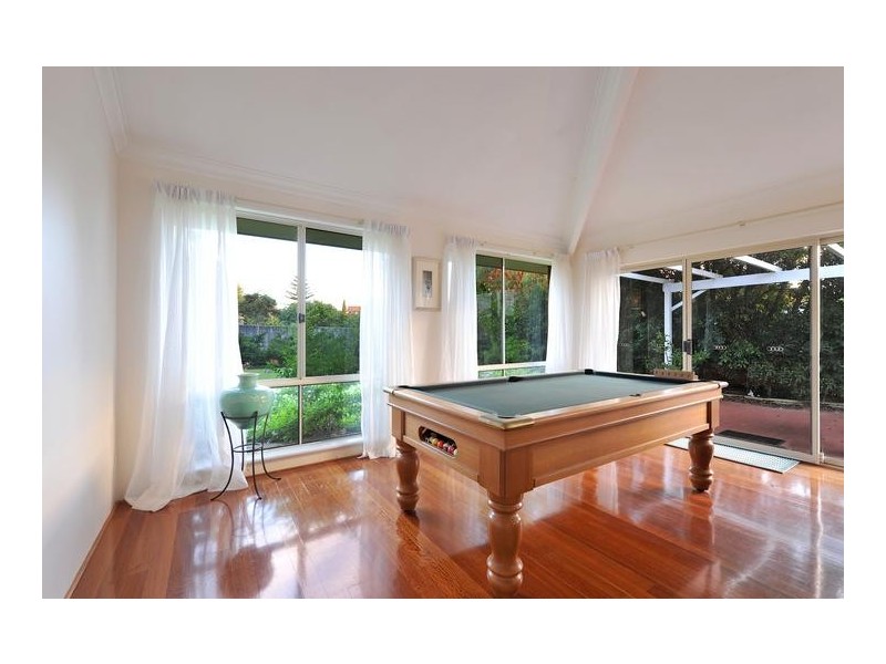 18 Vlamingh Parade, Mosman Park WA 6012
