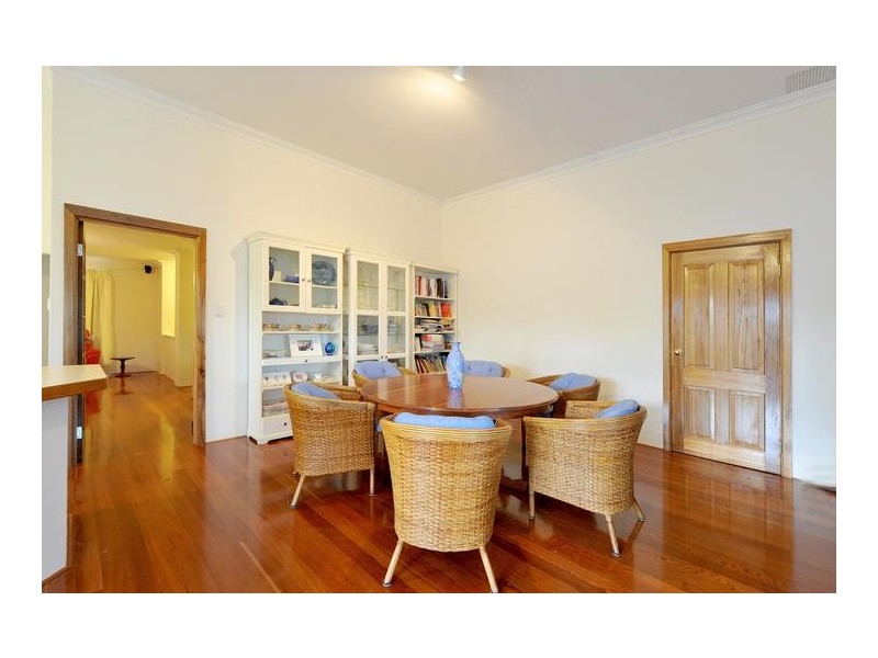 18 Vlamingh Parade, Mosman Park WA 6012