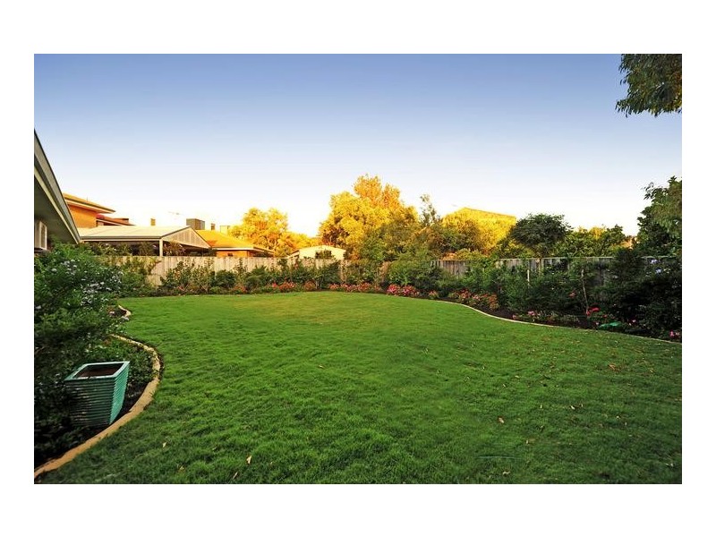 18 Vlamingh Parade, Mosman Park WA 6012