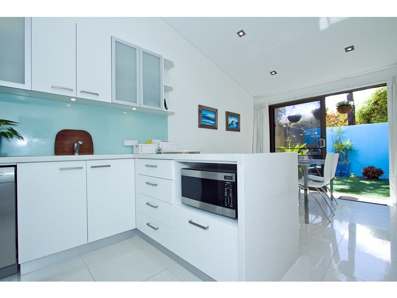 4/22 Salvado Street, Cottesloe WA 6011