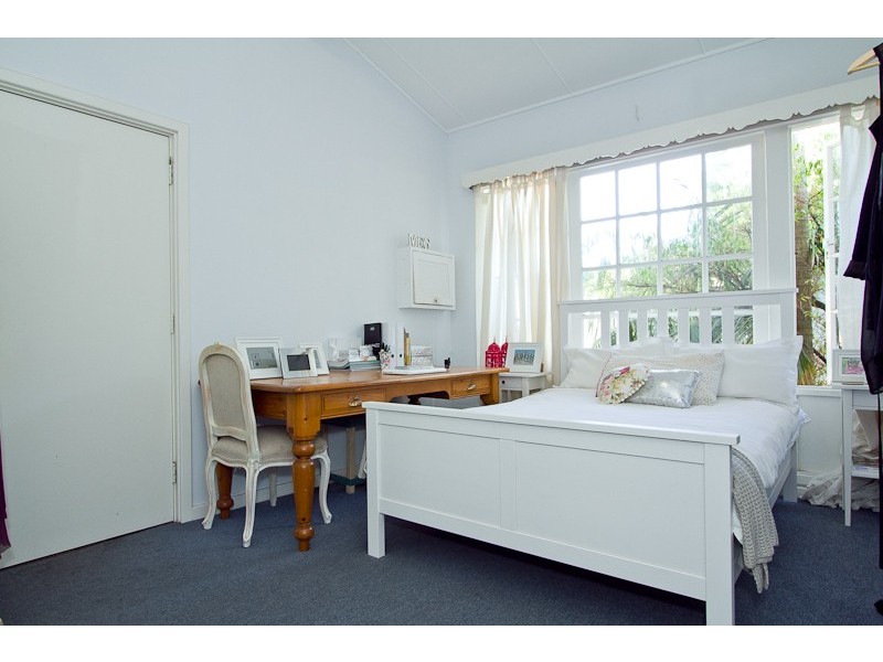 42 Johnston Street, Peppermint Grove WA 6011