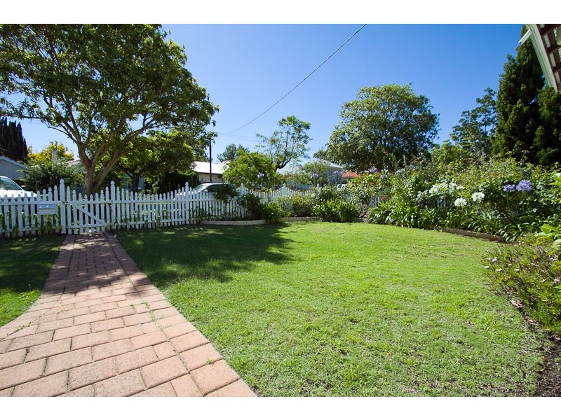 14 Portland Street, Nedlands WA 6009