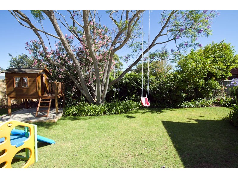 14 Portland Street, Nedlands WA 6009