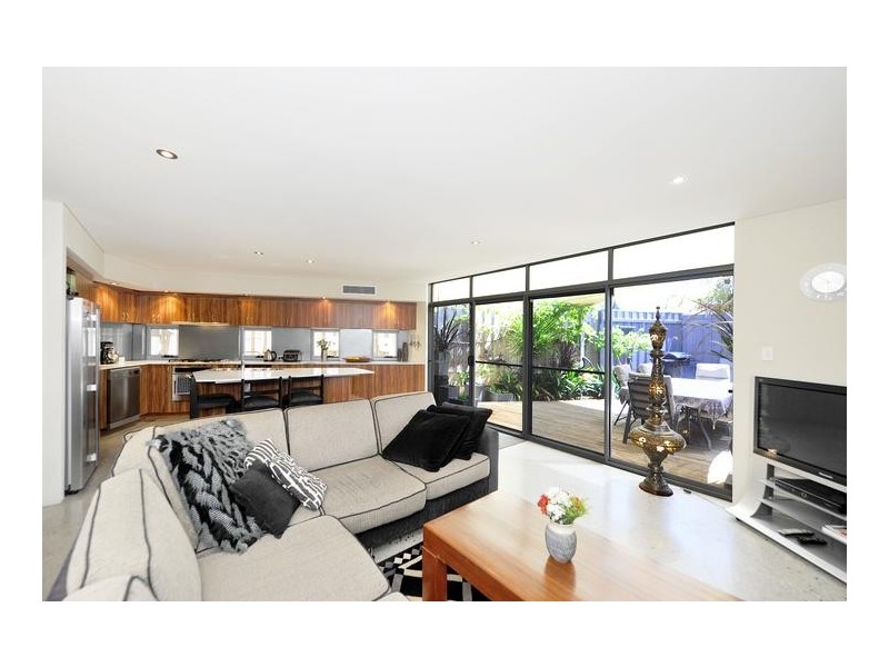 3 Victoria Street, Mosman Park WA 6012