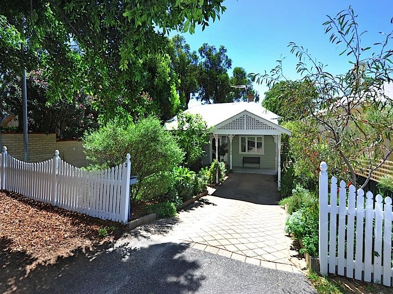 3 Gibbon Street, Mosman Park WA 6012