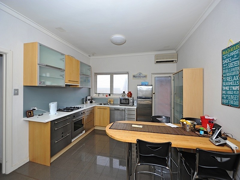 6/120 Marine Parade, Cottesloe WA 6011