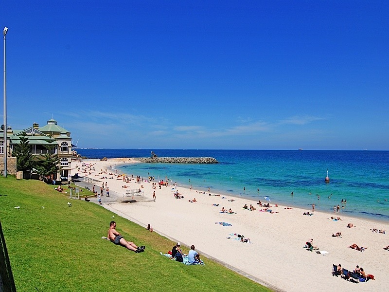 6/120 Marine Parade, Cottesloe WA 6011