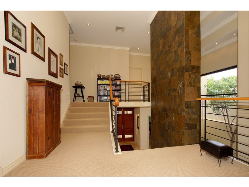 14 Arrowsmith Lane, Mosman Park WA 6012