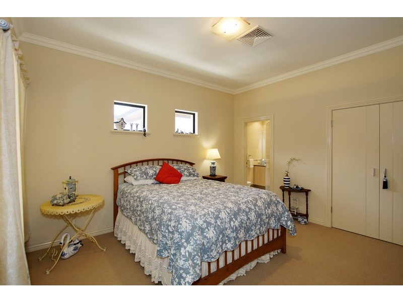 14 Arrowsmith Lane, Mosman Park WA 6012