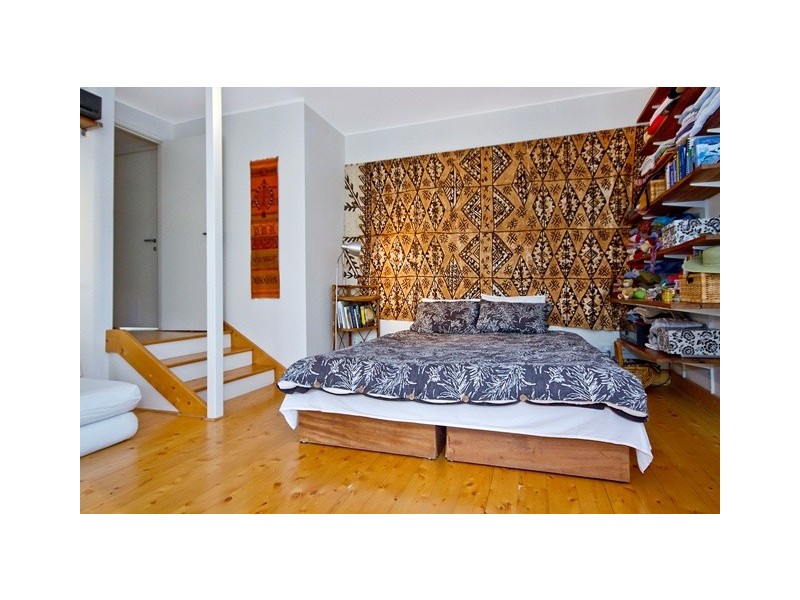 16 Hooley Street, Cottesloe WA 6011