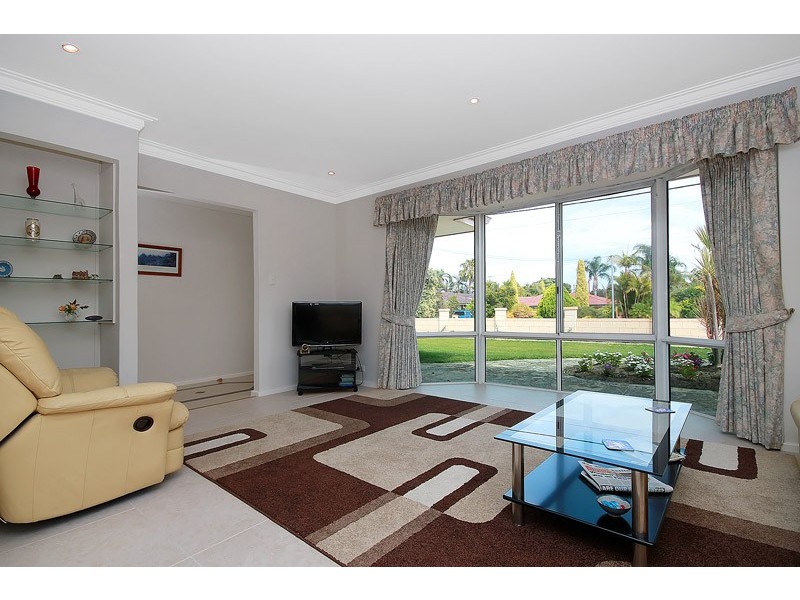 100 Duffy Road, Carine WA 6020