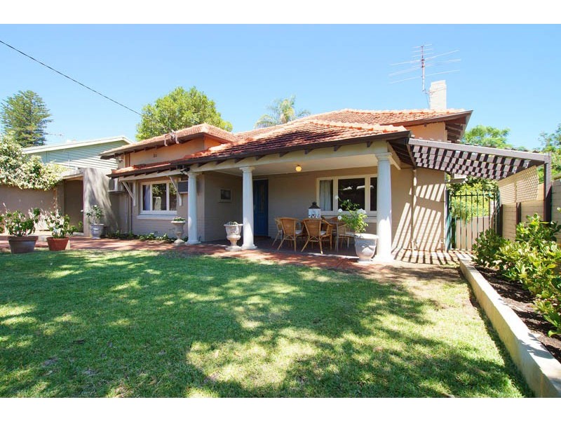 54 Monument Street, Mosman Park WA 6012