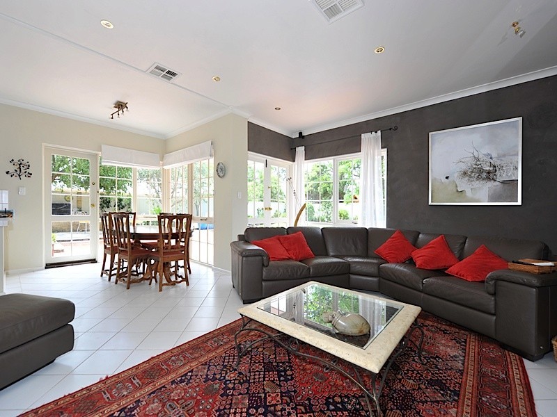 5 Briggs Street, Mosman Park WA 6012