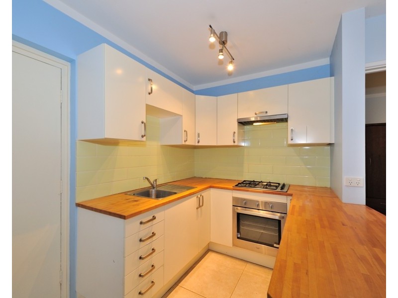 3/4 Dover Court, Mosman Park WA 6012