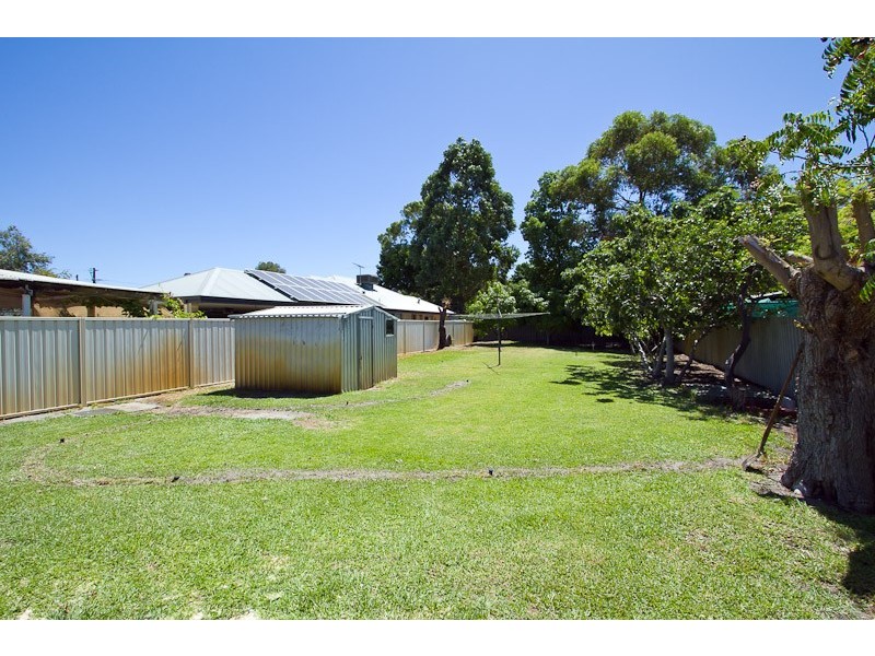 233 Railway Parade, Maylands WA 6051