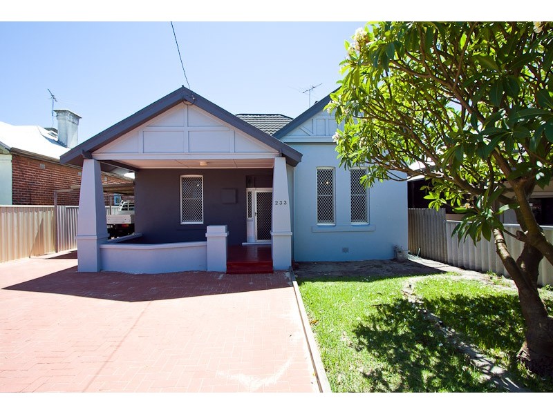 233 Railway Parade, Maylands WA 6051