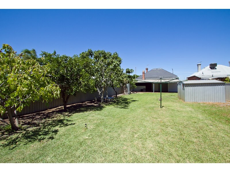 233 Railway Parade, Maylands WA 6051