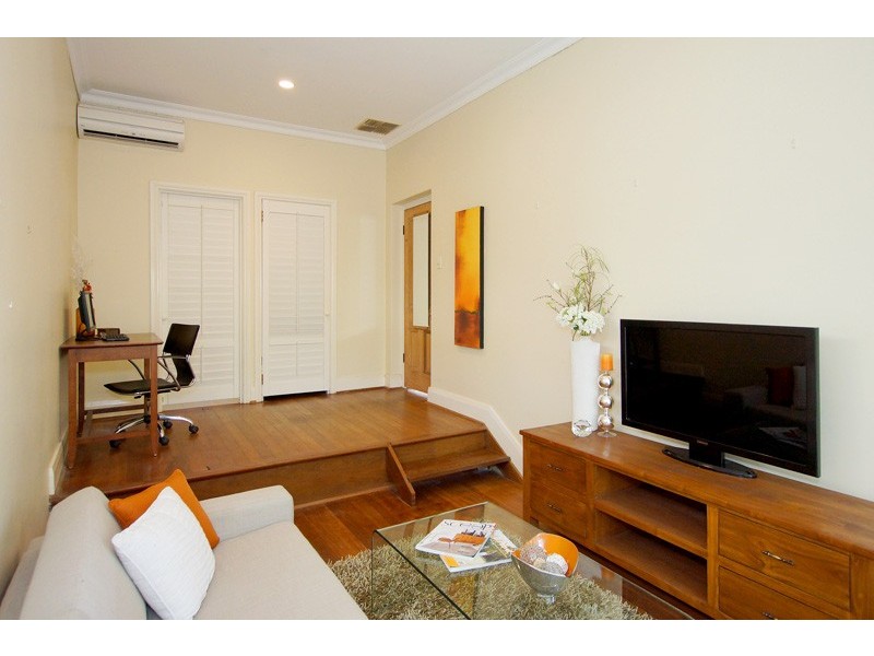 353 Marmion Street, Cottesloe WA 6011