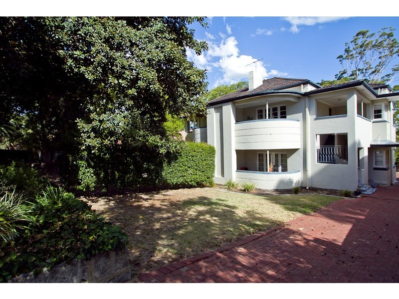 2/72 Stirling Highway, Nedlands WA 6009