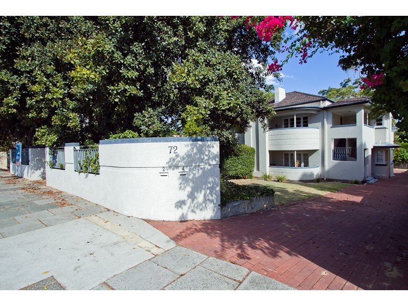 2/72 Stirling Highway, Nedlands WA 6009