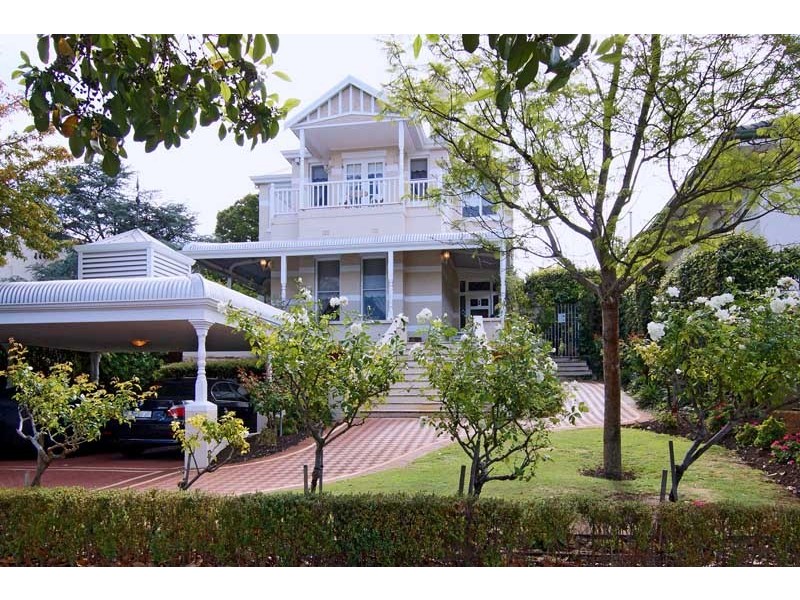 7 Freshwater Parade, Claremont WA 6010