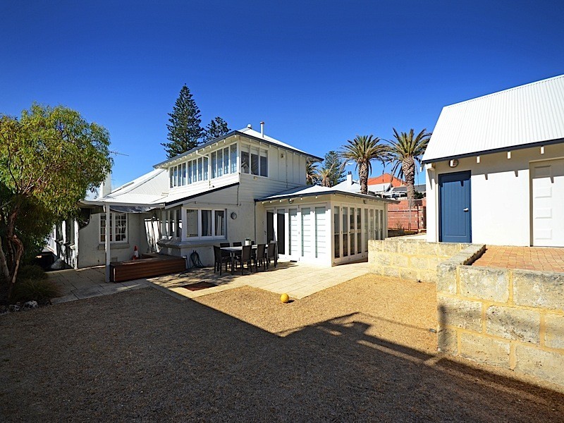 5 Beach Street, Cottesloe WA 6011