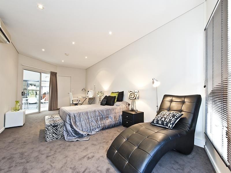 2/420 Roberts Road, Subiaco WA 6008