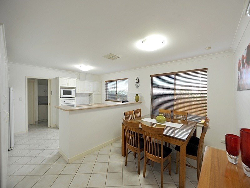 8 Dalgety Street, Cottesloe WA 6011