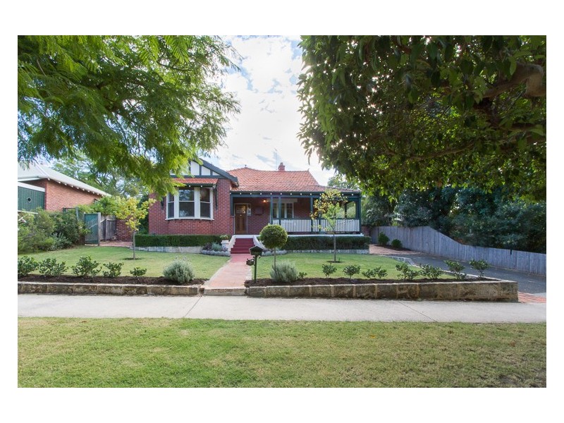 35 Langham Street, Nedlands WA 6009