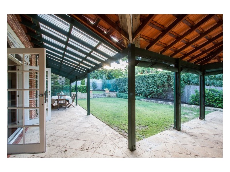 35 Langham Street, Nedlands WA 6009