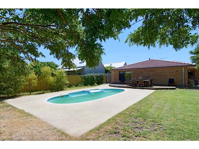 8 Lochee Street, Mosman Park WA 6012