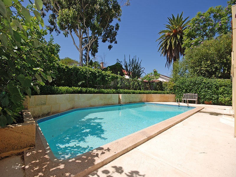 6 Dalgety Street, Cottesloe WA 6011