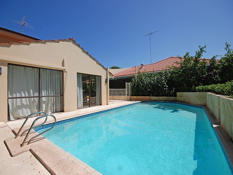 6 Dalgety Street, Cottesloe WA 6011