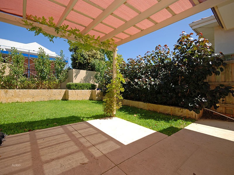 6 Dalgety Street, Cottesloe WA 6011