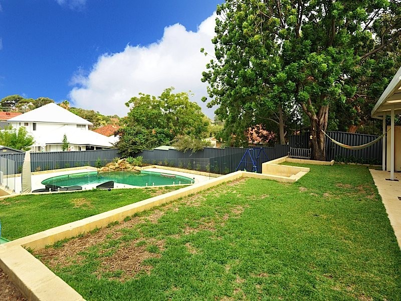 5 Baring Street, Mosman Park WA 6012