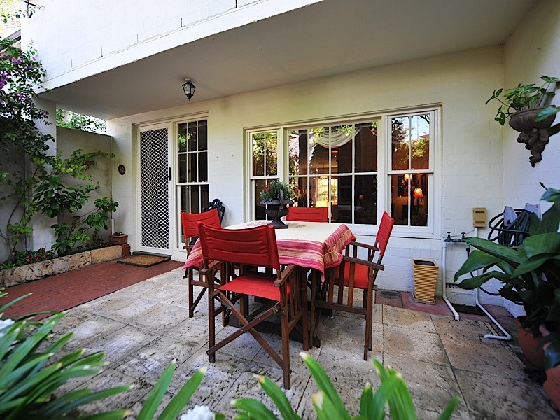 2/128 Forrest Street, Peppermint Grove WA 6011