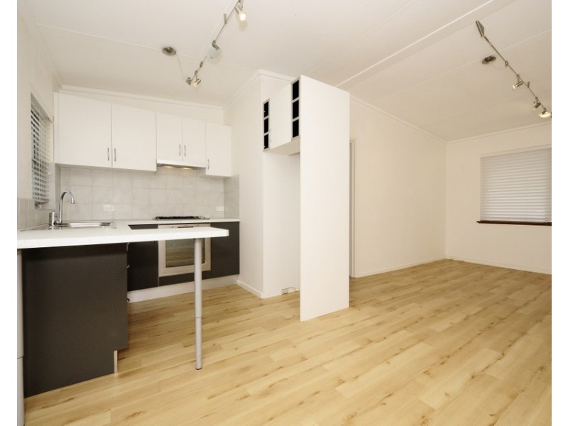 24/318 Canning Hwy, Bicton WA 6157